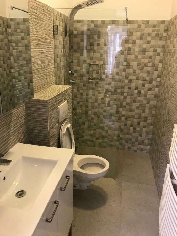 2 Apartamento *